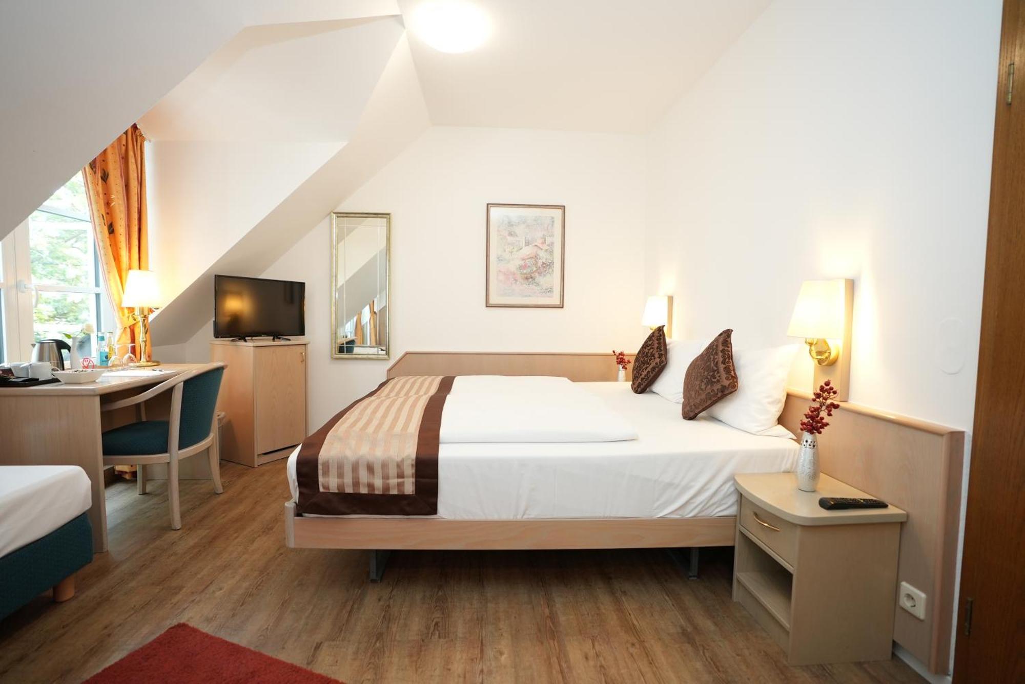 Uno Hotel Posthof Saarlouis Eksteriør bilde