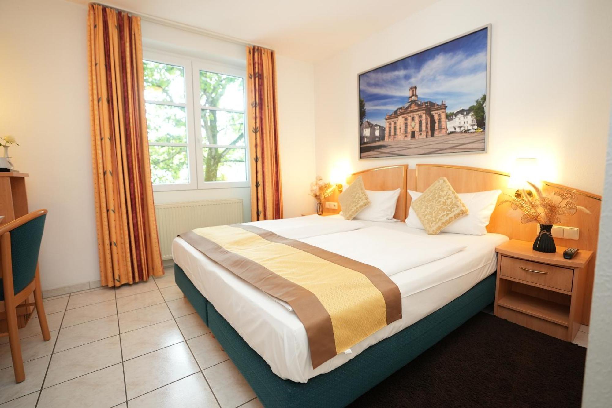 Uno Hotel Posthof Saarlouis Eksteriør bilde